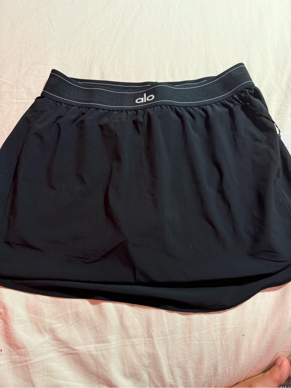 ALO Yoga Black Active Skort with Logo Waistband